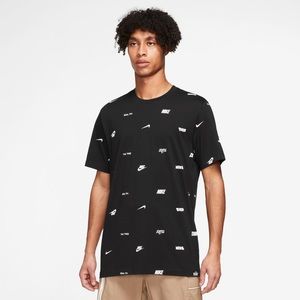Nike Men’s T-shirt